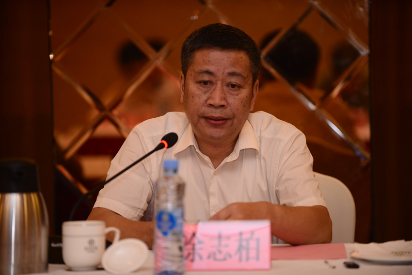 省委第三巡视组涂志柏组长在银河娱乐
专题民主生活会上点评讲话_副本.jpg